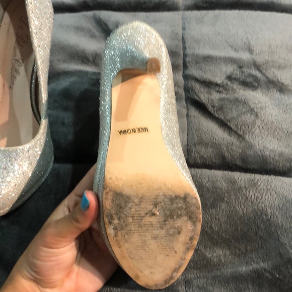 Bedazzled silver heels - Picture 3 of 5